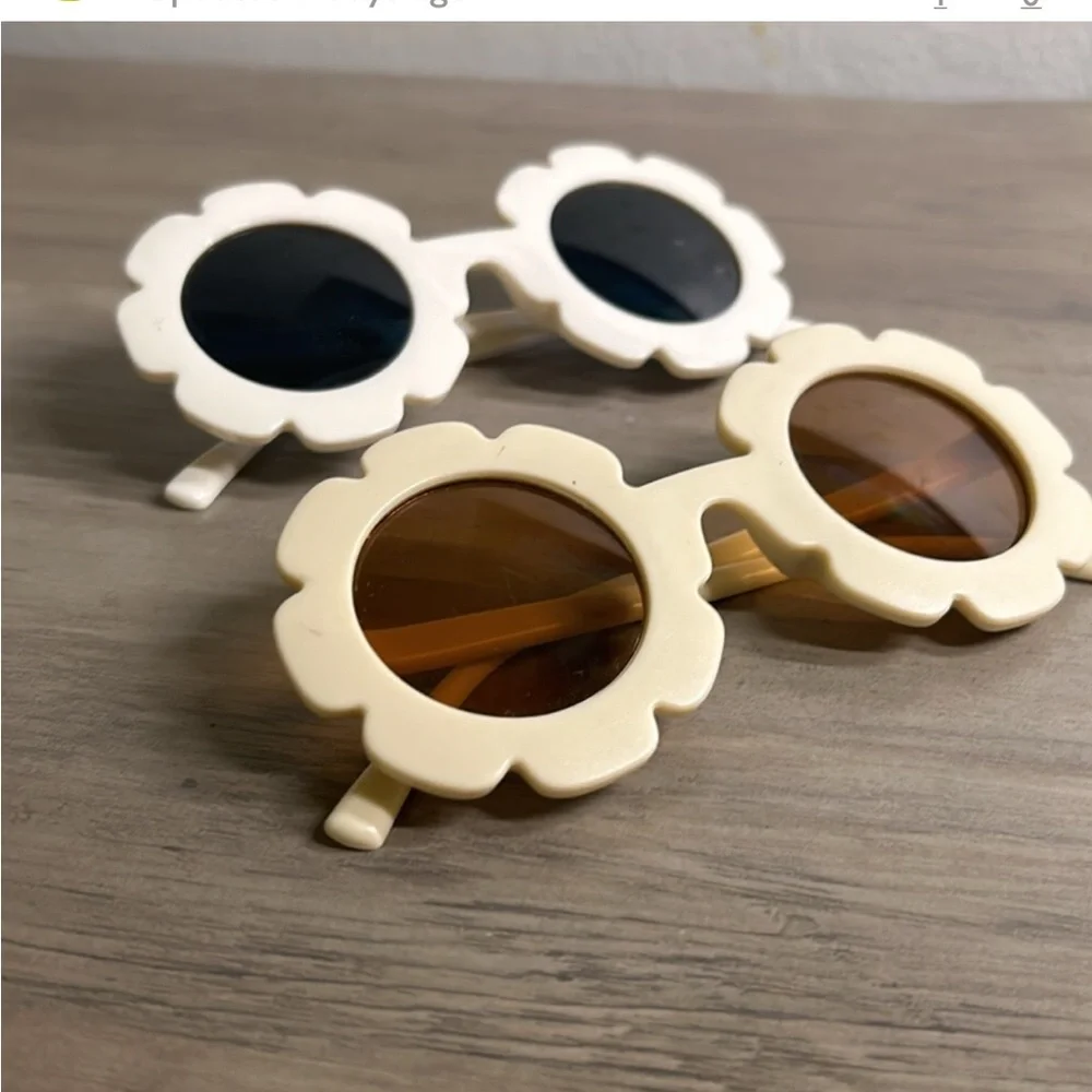 Kids sunglasses- two pair, hard plastic 60s 70s style Cute Girl Beach